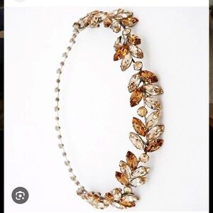 Perfect Details Crystal Leaf Hairband in Brown and Gold